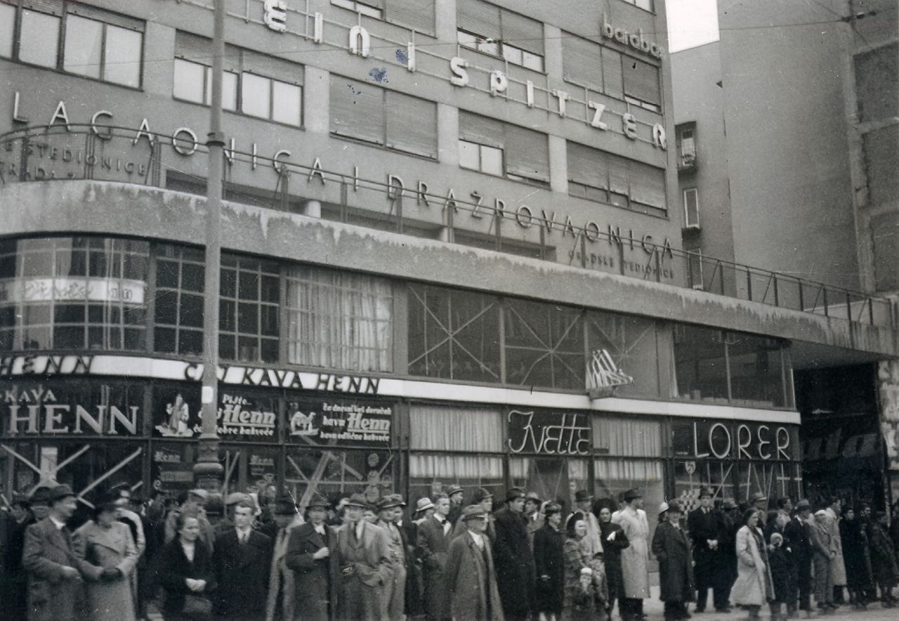 Trg bana Jelačića, 1942. godina